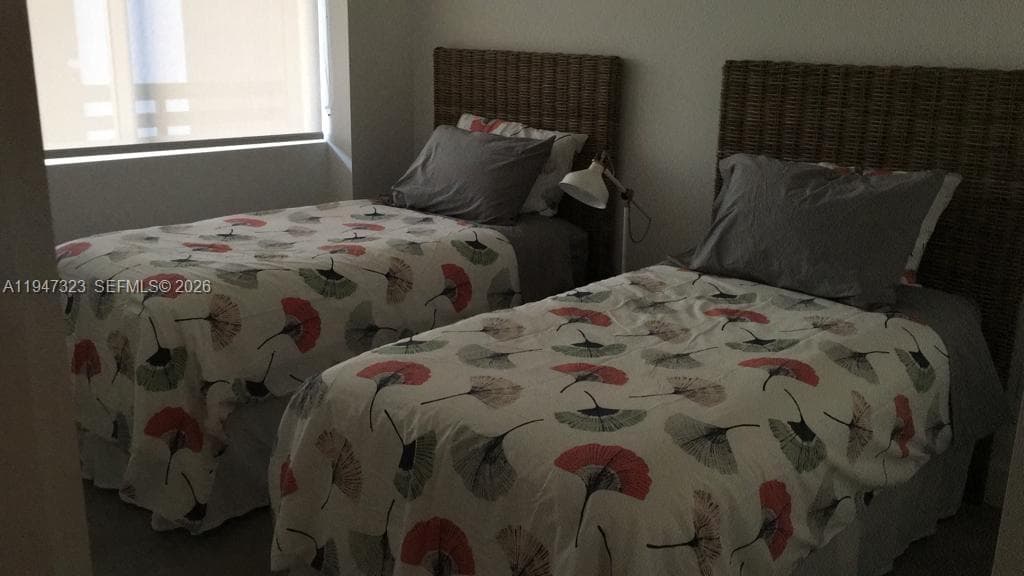 16385 Biscayne Blvd 1417 photo 9