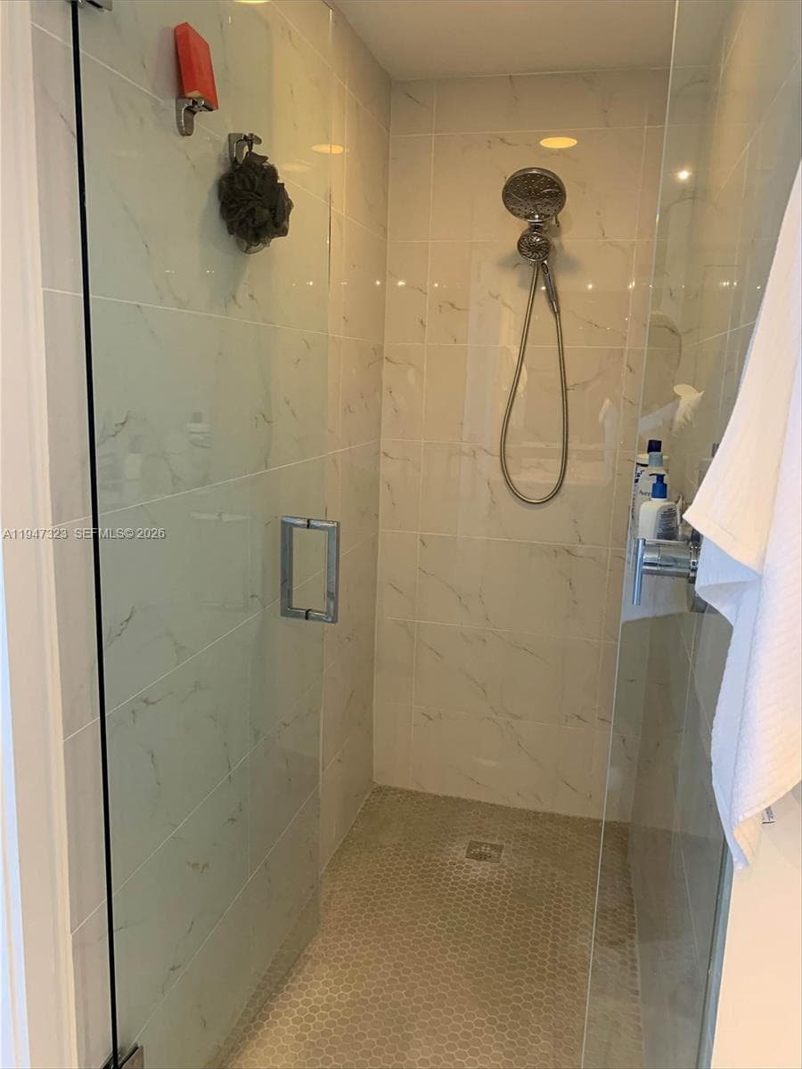 16385 Biscayne Blvd 1417 photo 15
