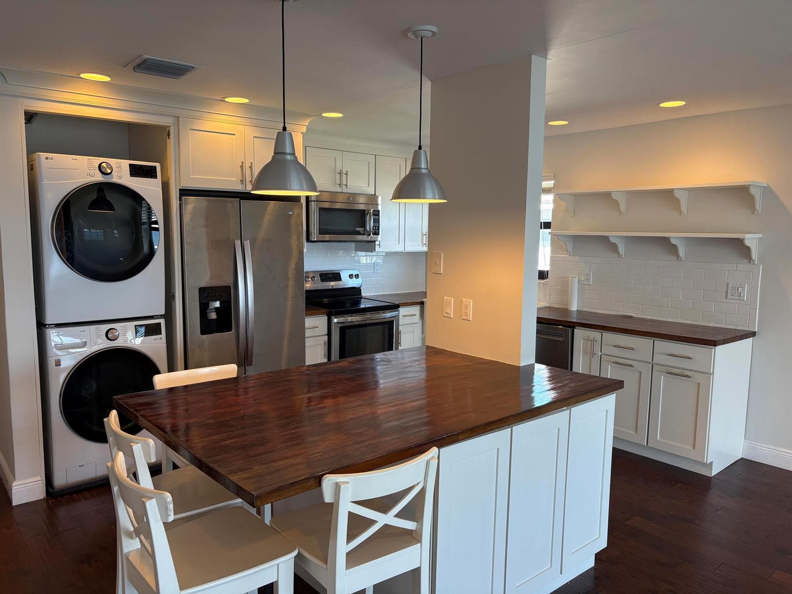 360 Wilma Circle 5 photo 7