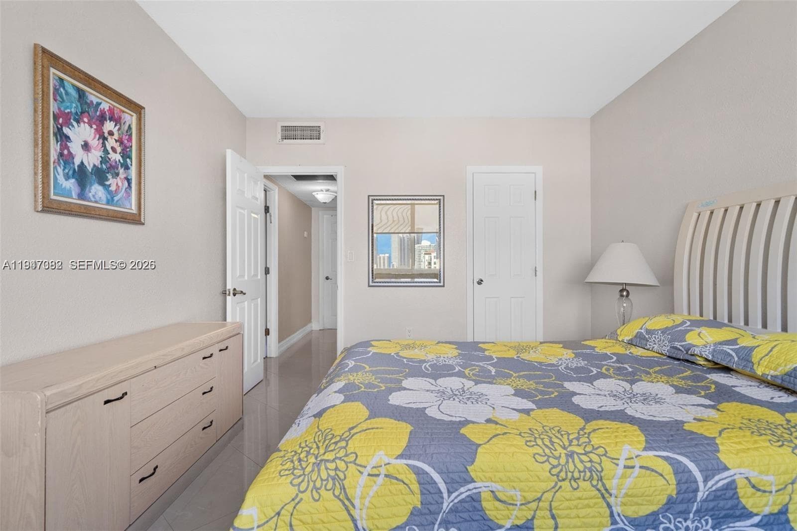 300 Bayview Dr 1707 photo 14