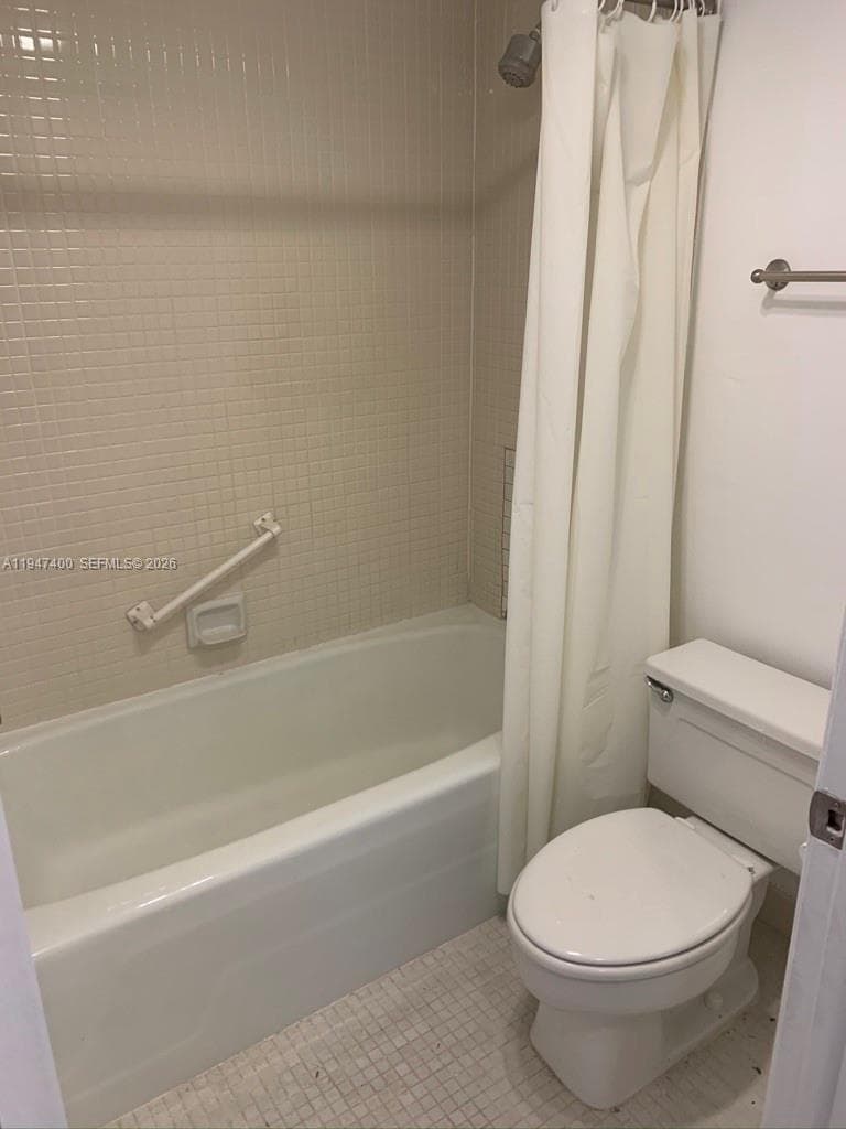20505 E Country Club Dr 1631 photo 12