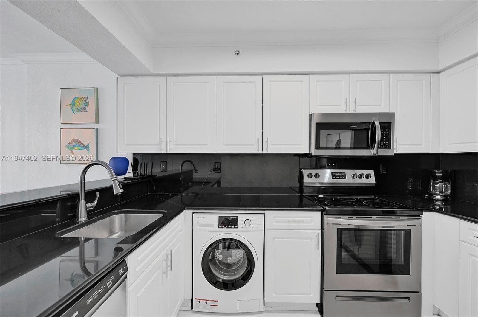 2501 Ocean Dr 905 (available June 5) photo 6