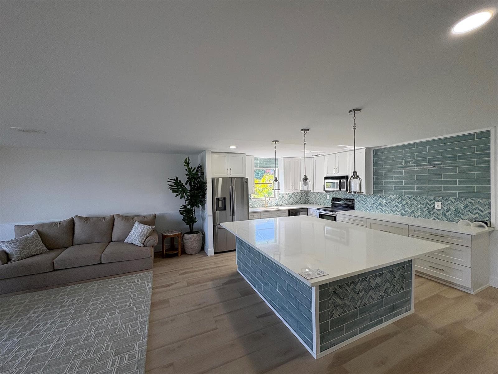 360 Wilma Circle 7 photo 14