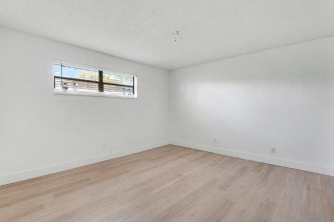 360 Wilma Circle 7 photo 11