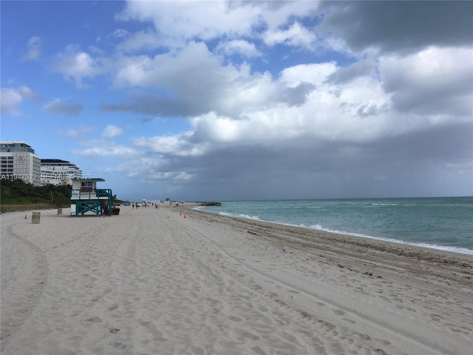 2625 Collins Ave 1407 photo 19