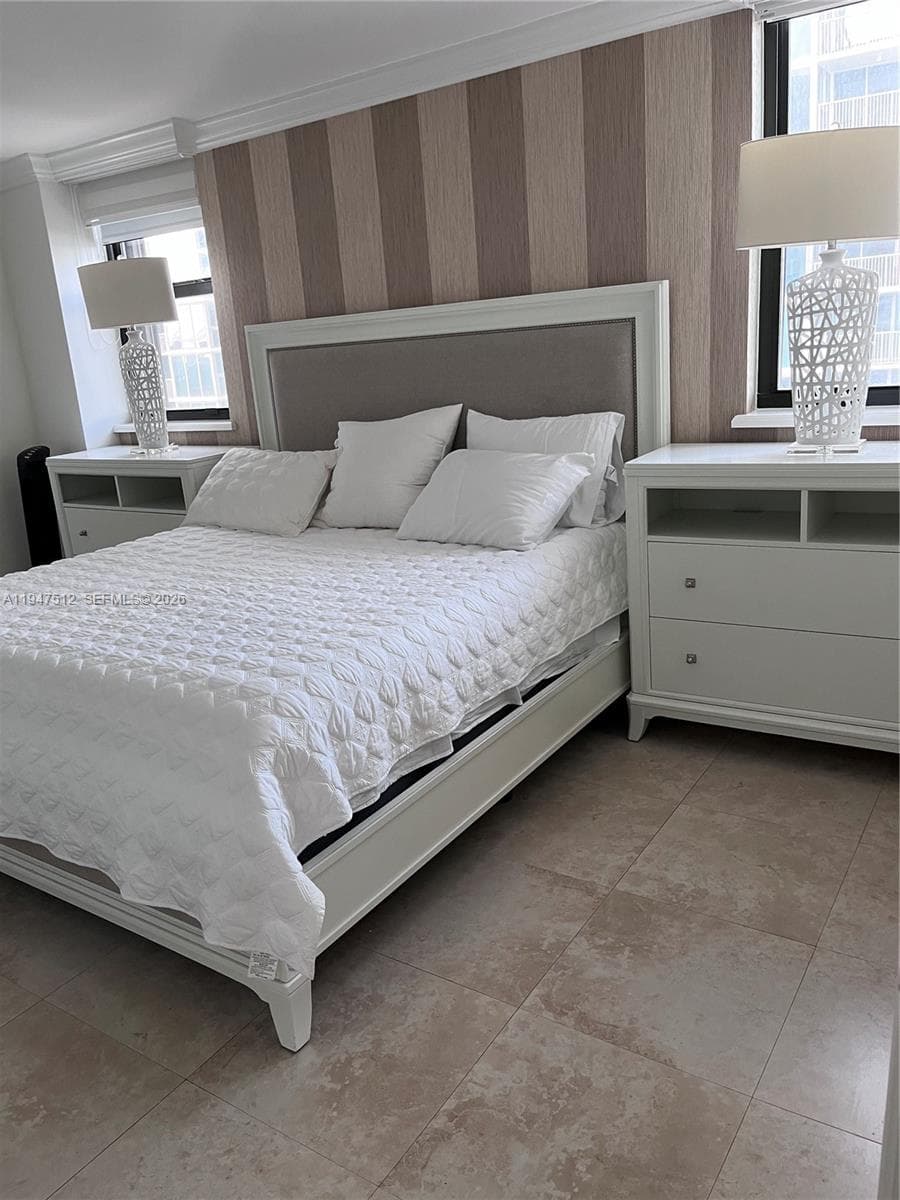 2625 Collins Ave 1407 photo 8