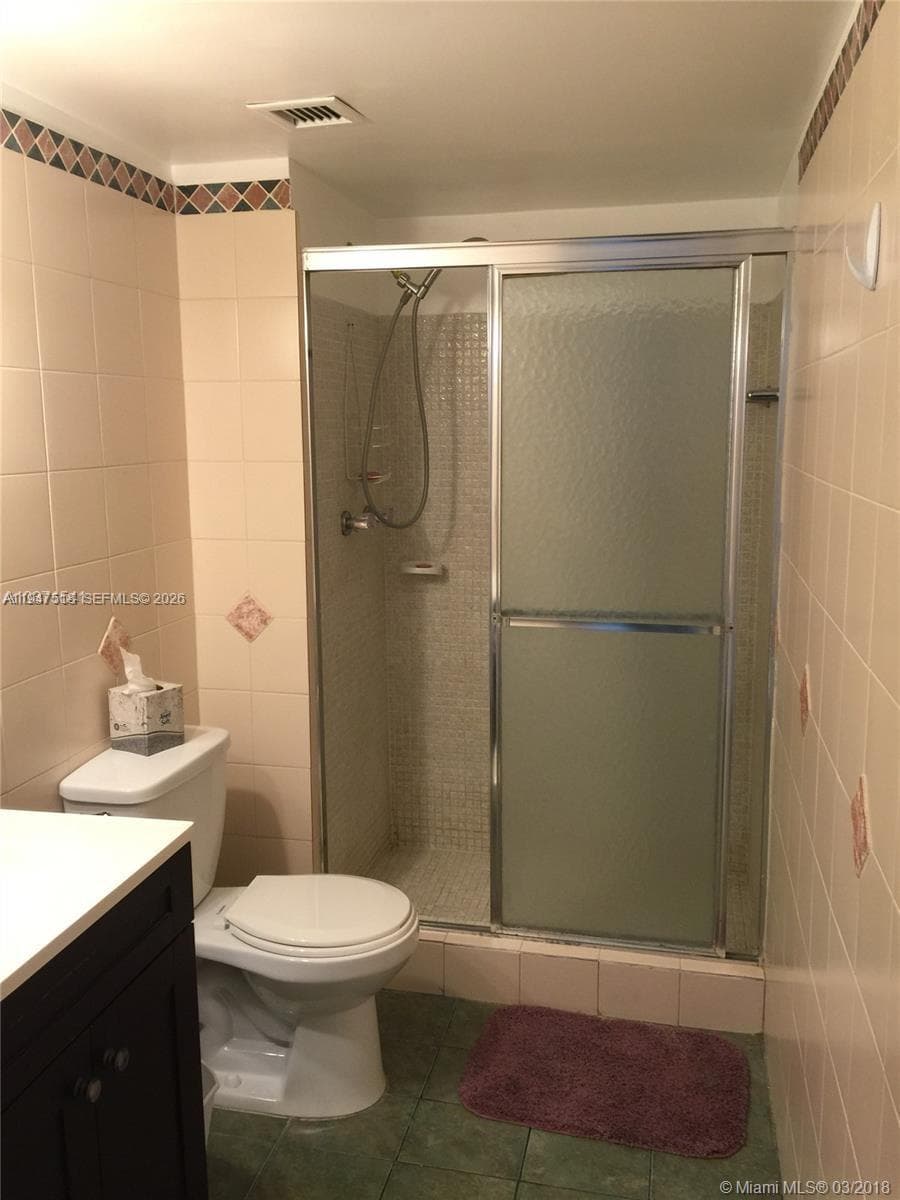 2821 N Miami Beach Blvd 4M photo 12