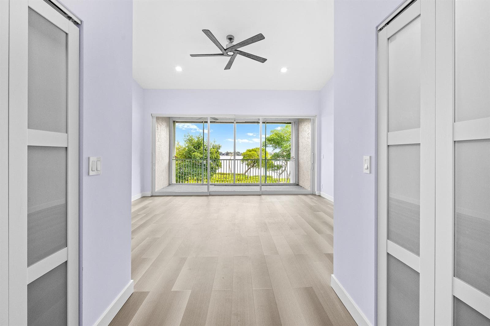 88 N Lakeshore Drive photo 18