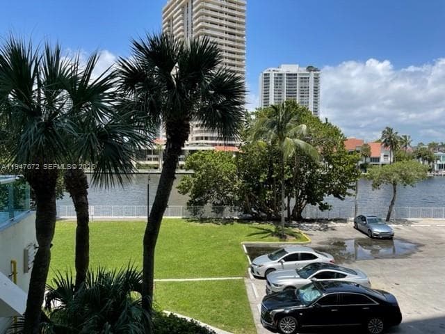 19390 Collins Ave 219 photo 7