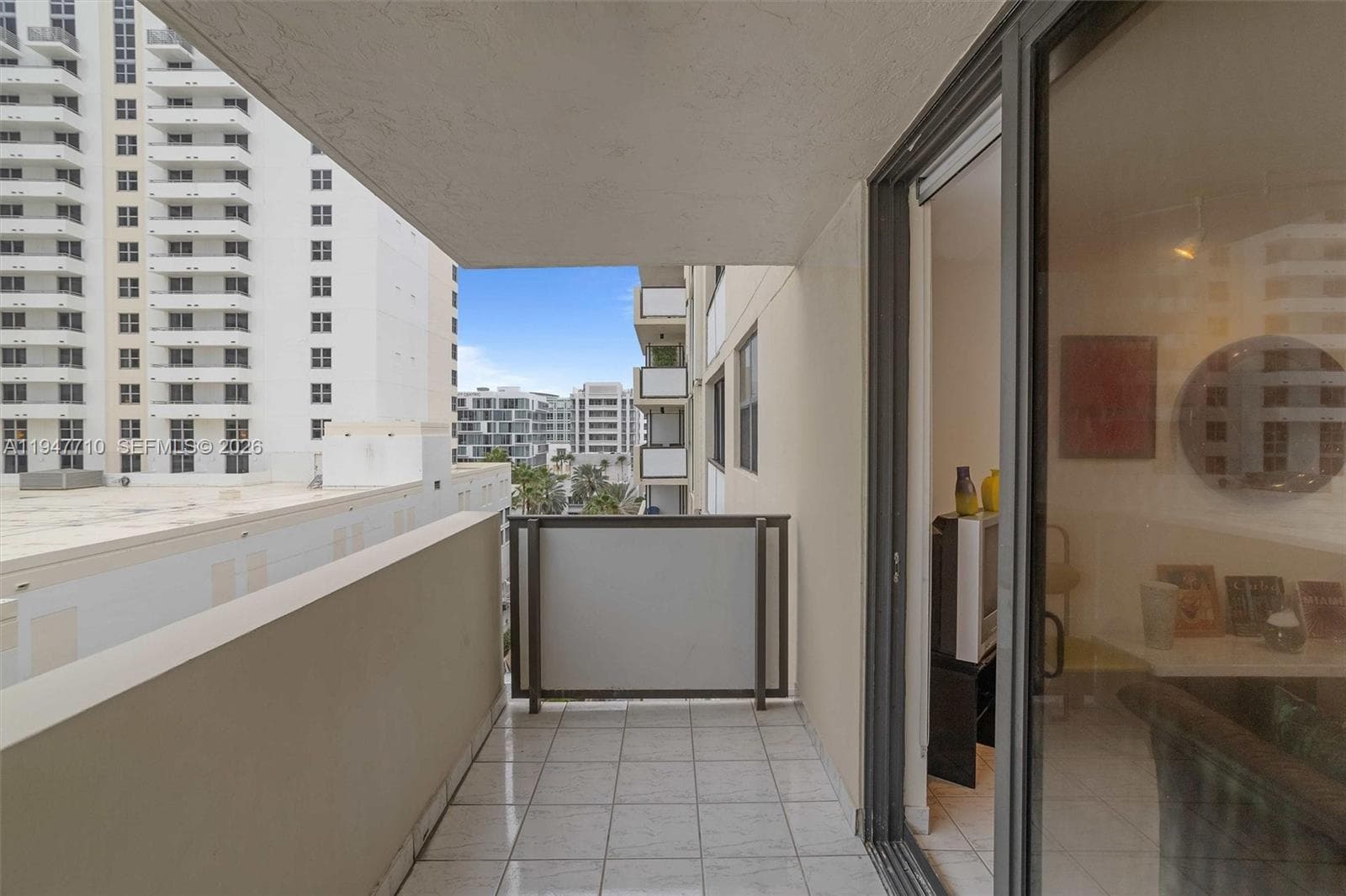 1623 Collins Ave 812 photo 17