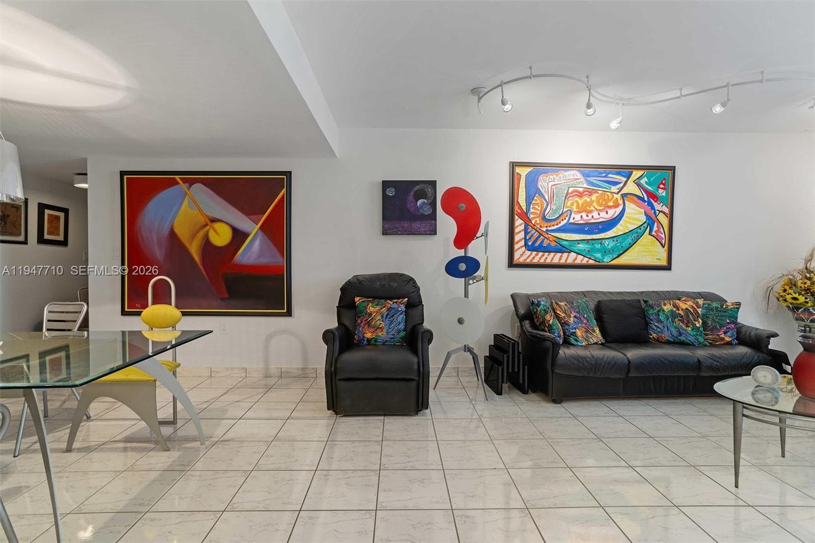 1623 Collins Ave 812 photo 12