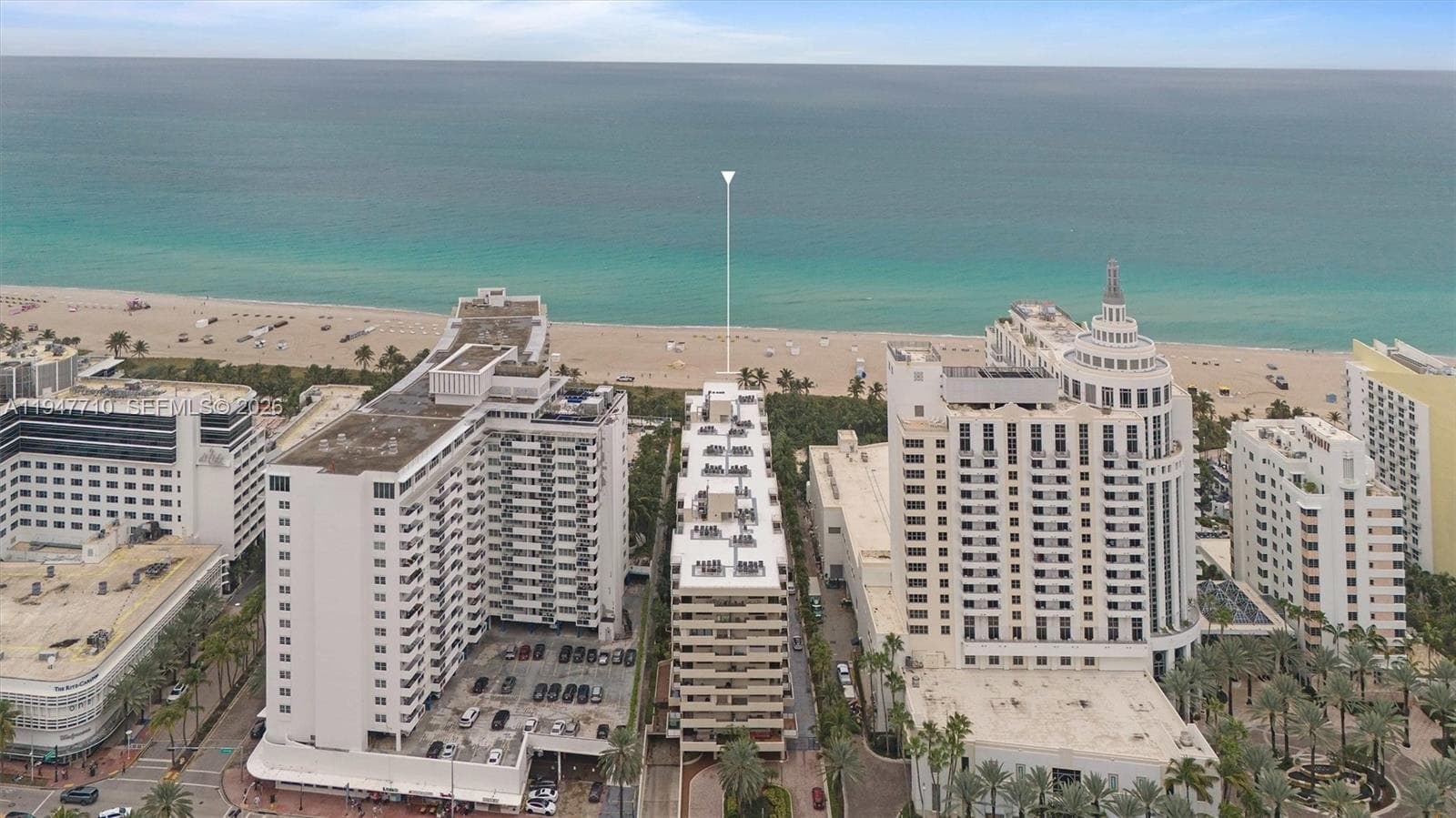 1623 Collins Ave 812 photo 4