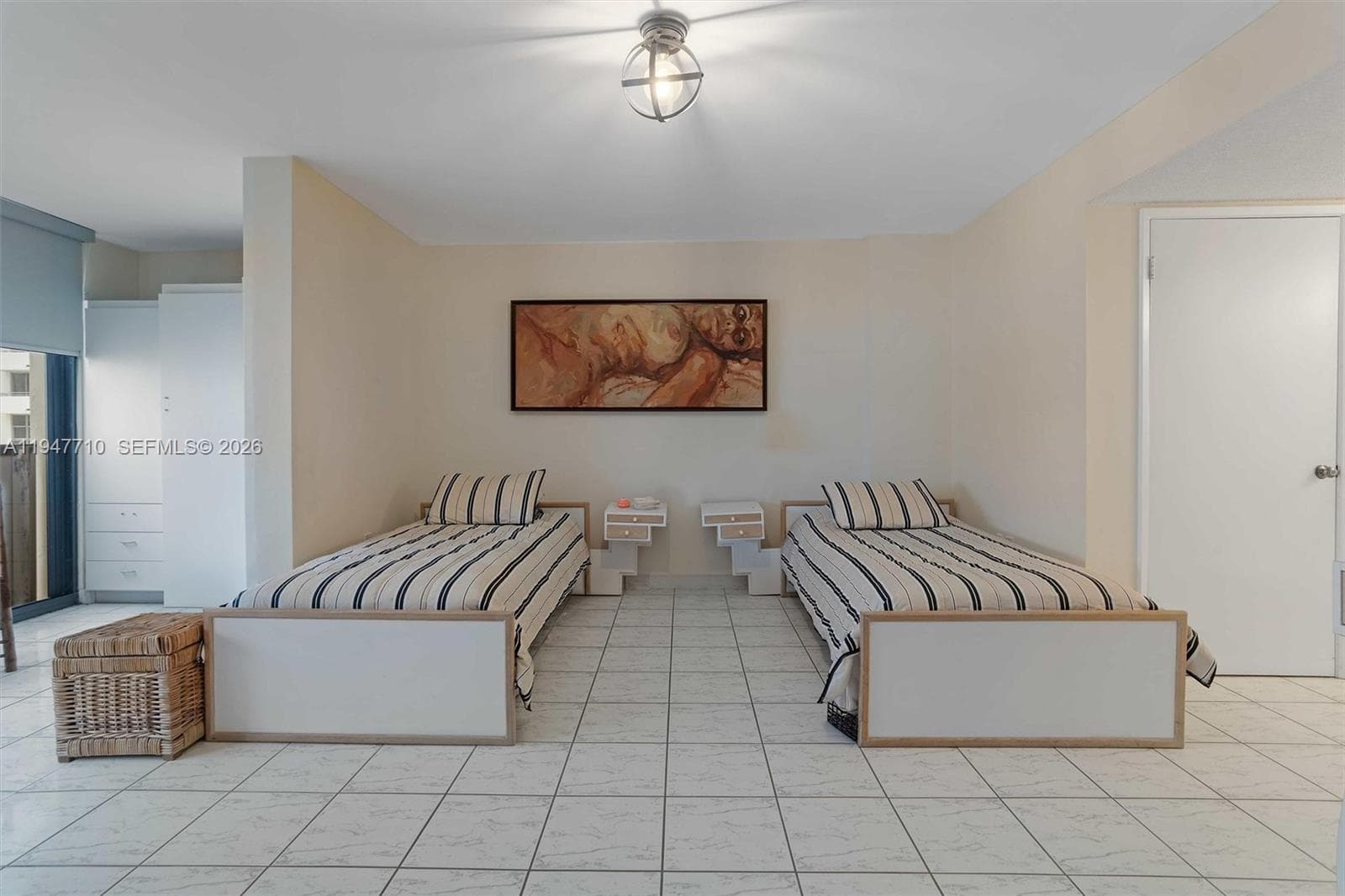 1623 Collins Ave 812 photo 21