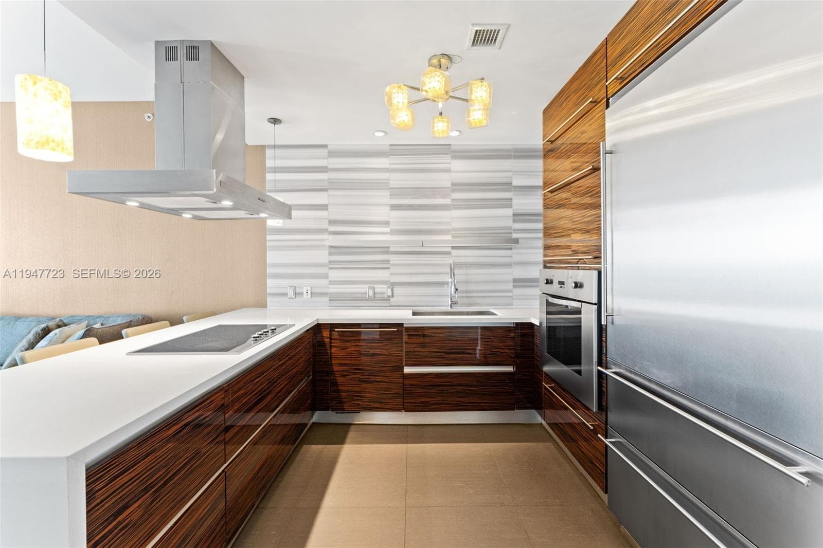 1100 Biscayne Blvd 4502 photo 5