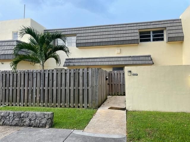 8327 SW 137th Ave 8327 photo 2