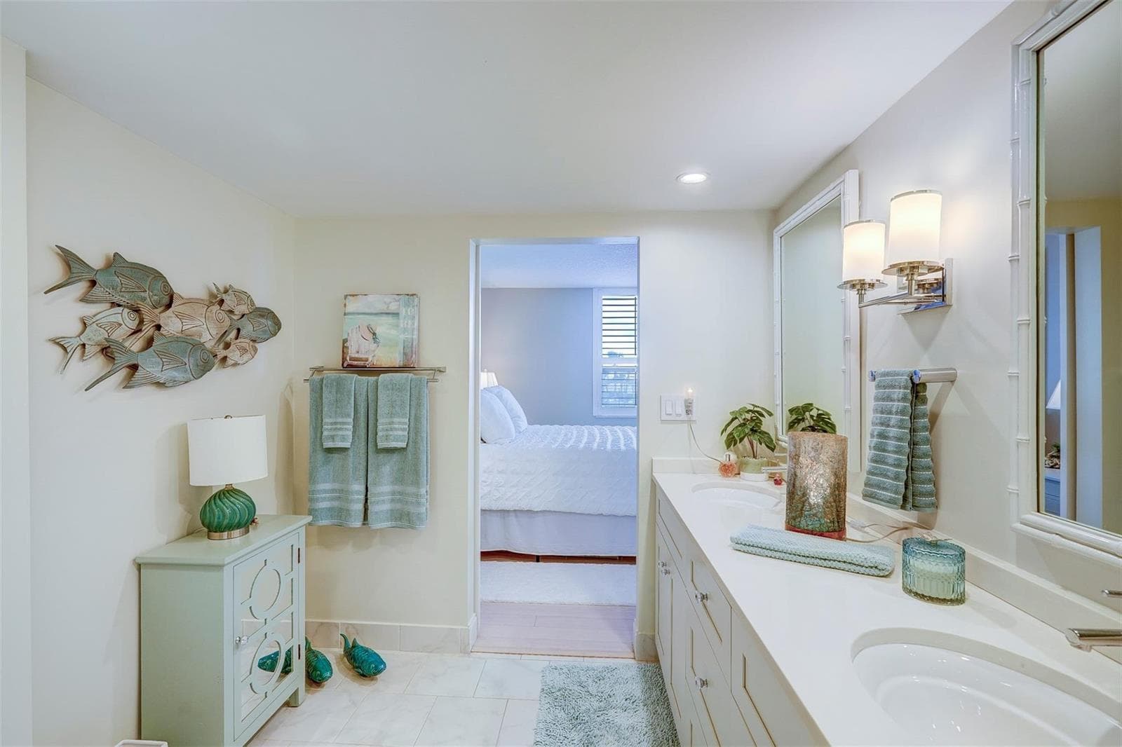 5480 N Ocean Drive B2a photo 13