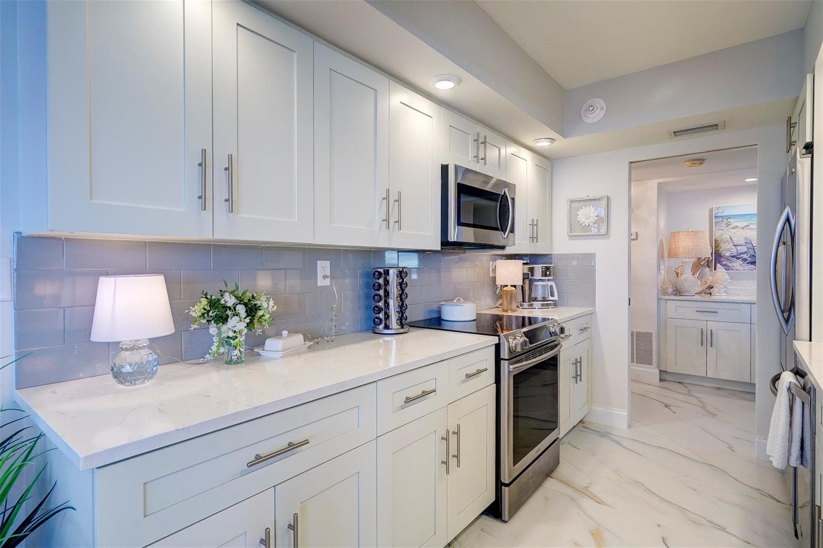 5480 N Ocean Drive B2a photo 9