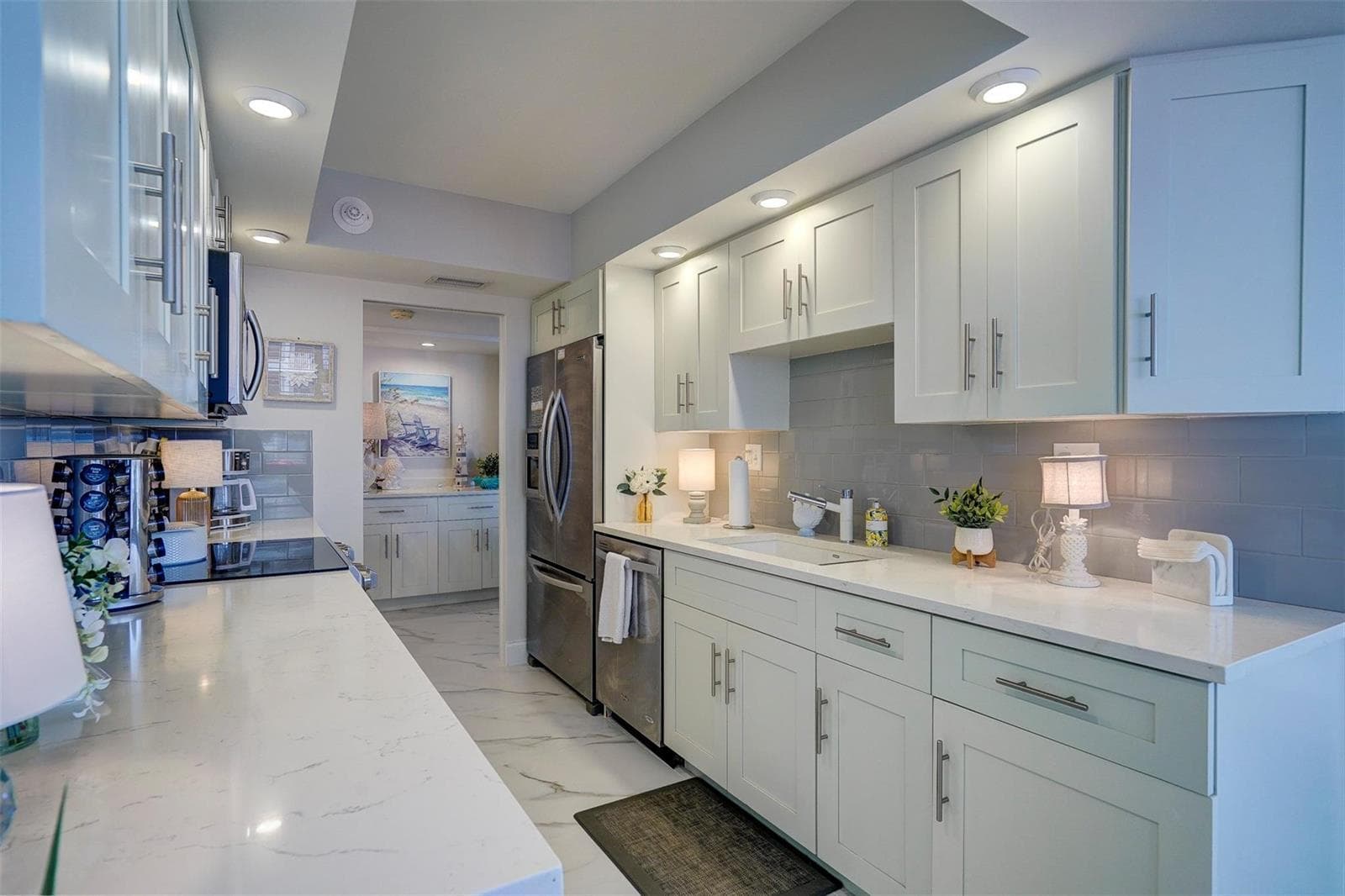 5480 N Ocean Drive B2a photo 8