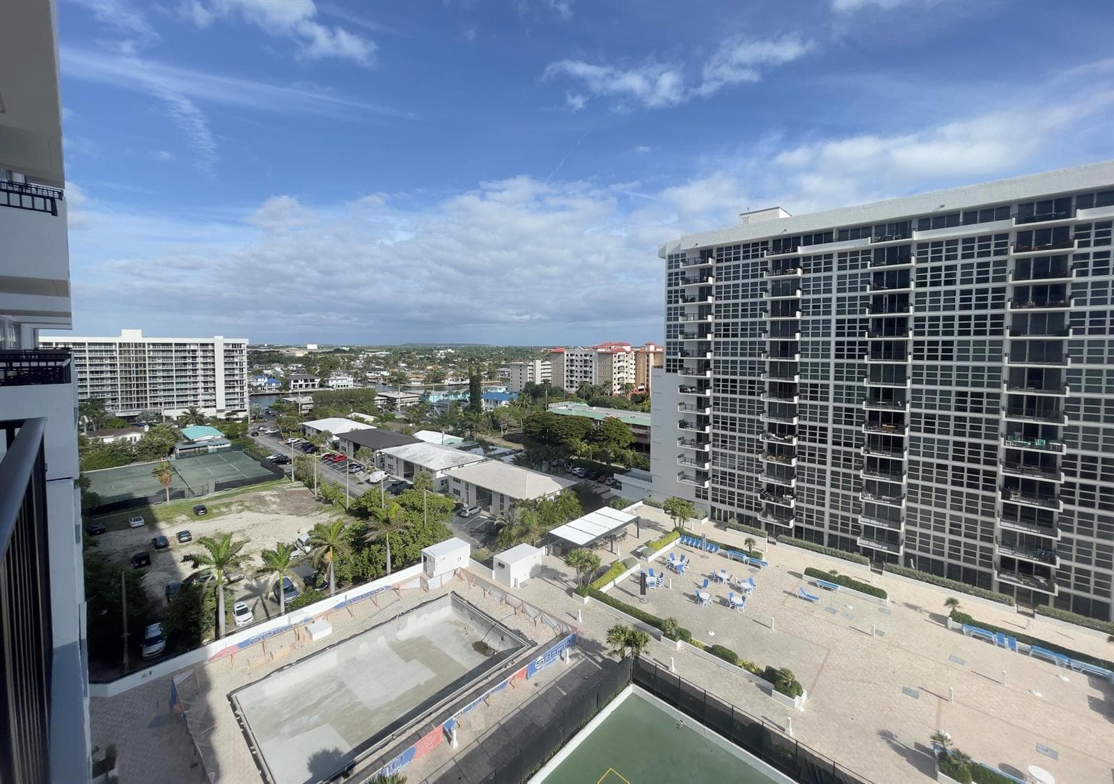 525 N Ocean Boulevard 1422 photo 18