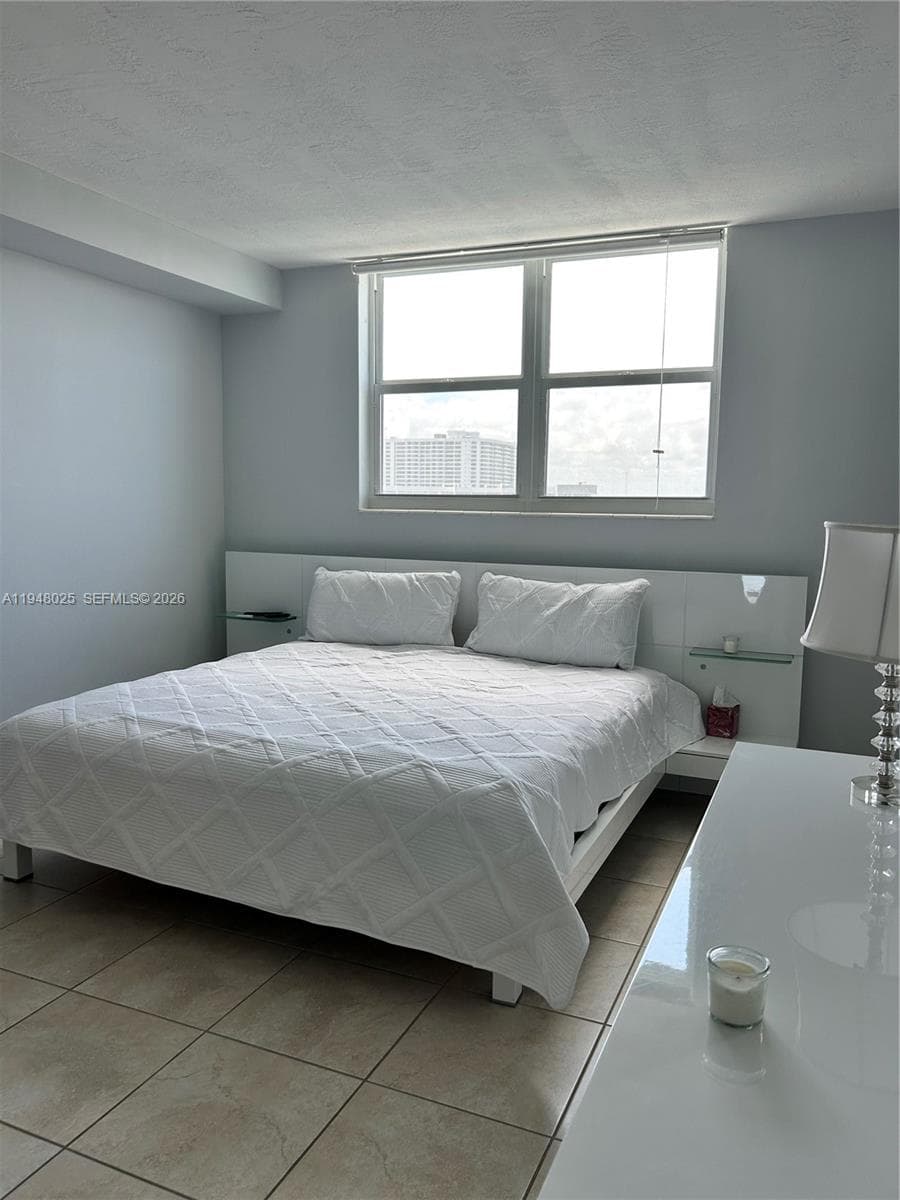 3000 Ocean Dr 904 photo 25