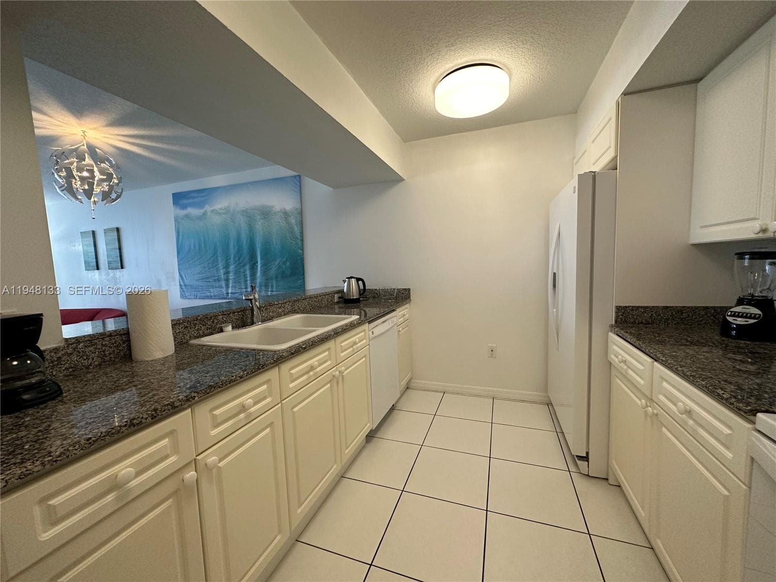17275 COLLINS AV 312 photo 4