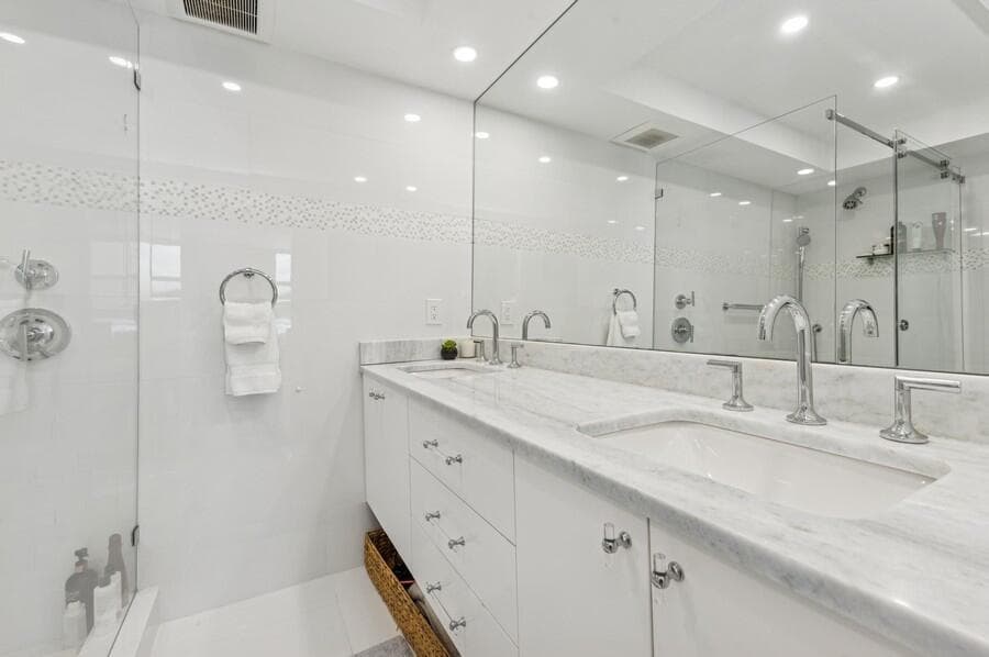 2200 S Ocean Boulevard 203 photo 14
