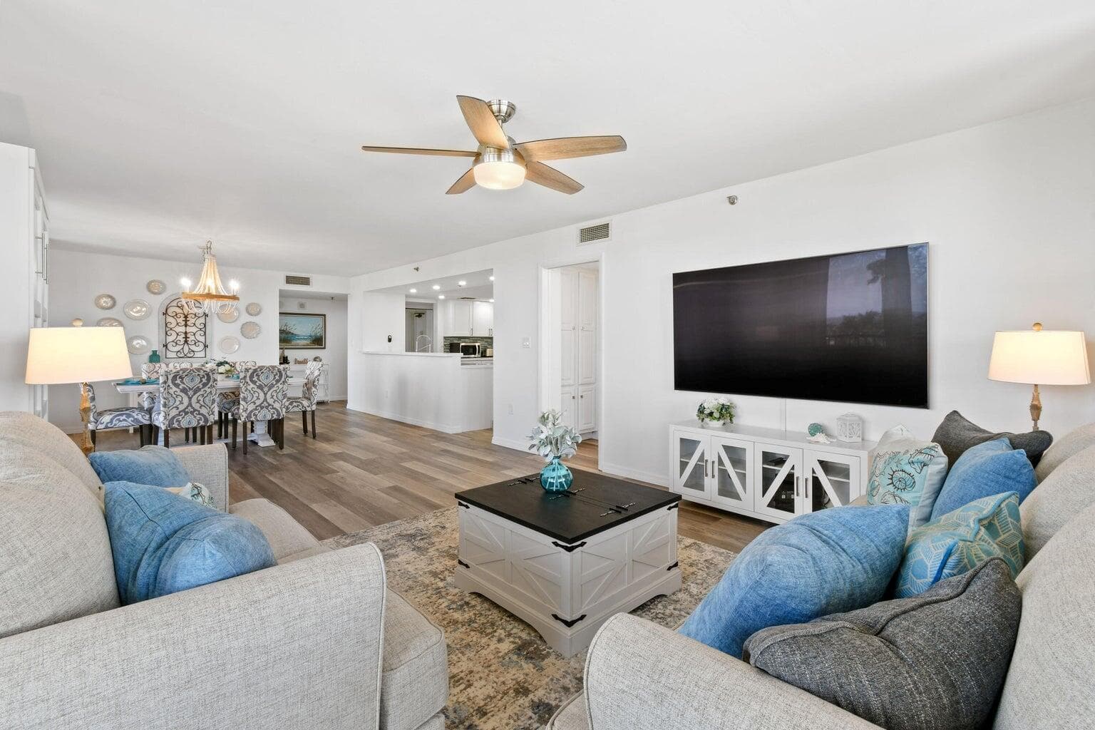 5047 N Highway A1a 404 photo 11