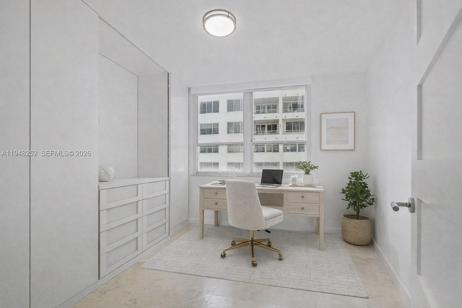 5025 Collins Ave 903 photo 9