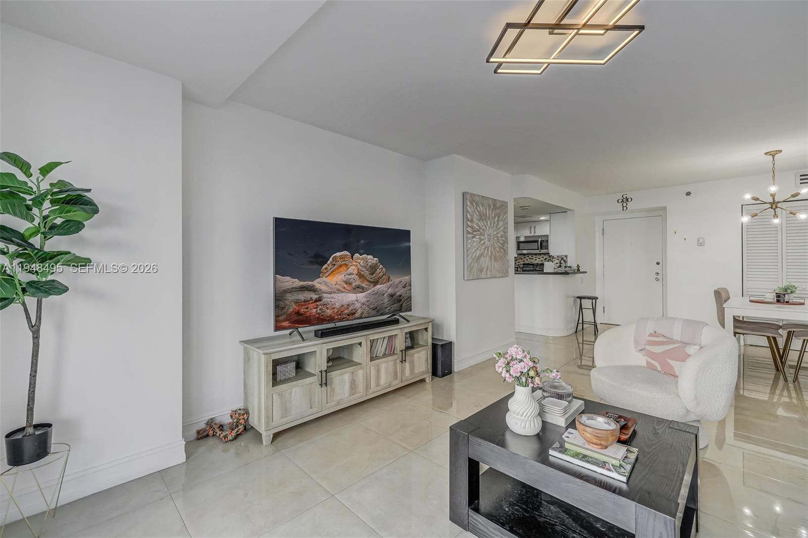 770 Claughton Island Dr 409 photo 6