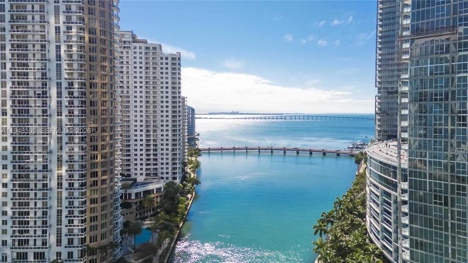 465 Brickell Ave 4106 photo 23