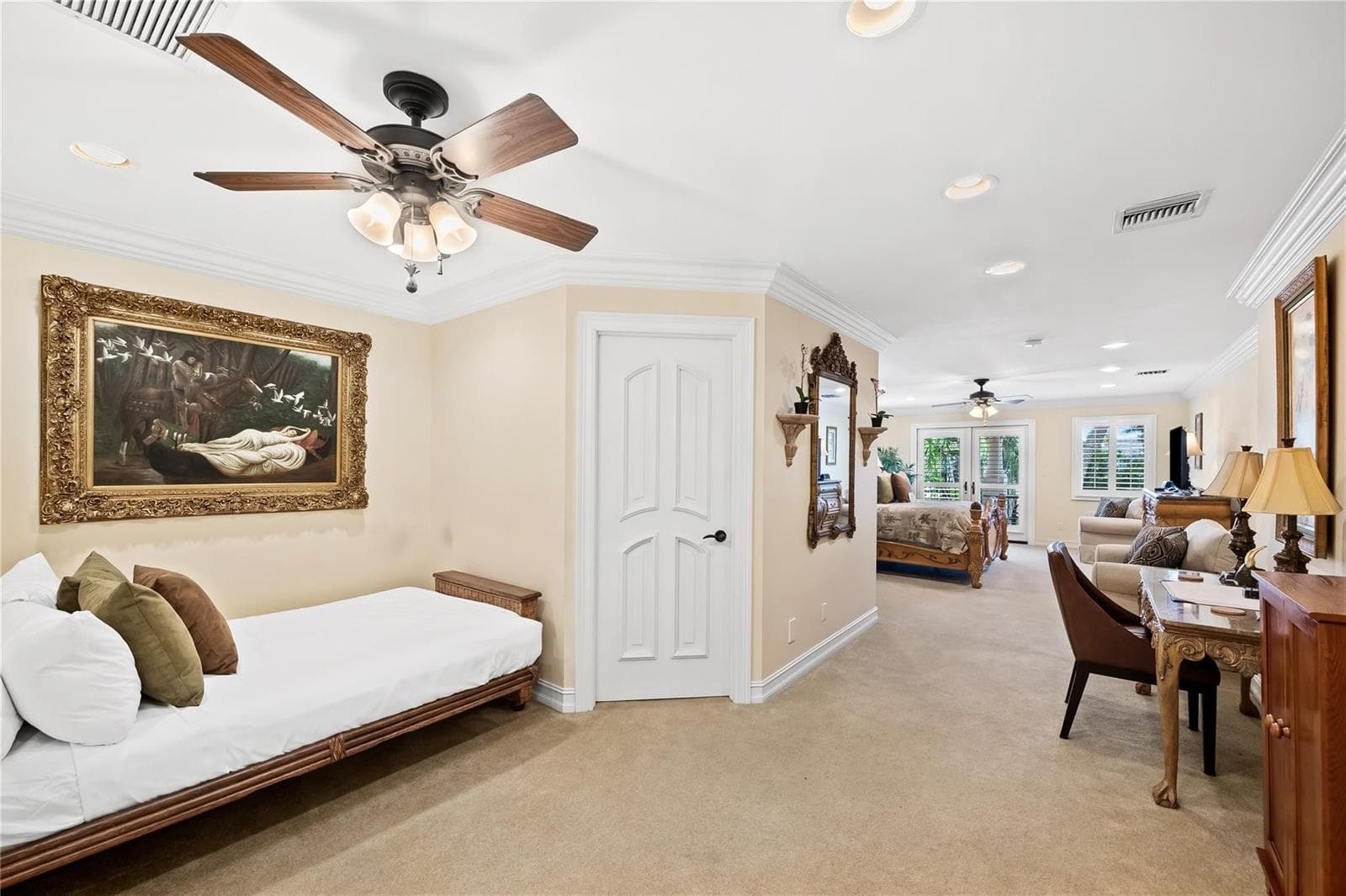1600 S Ocean Drive photo 20