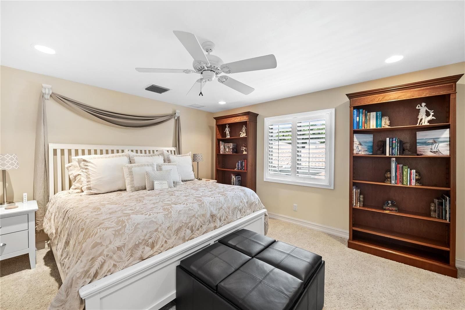 1600 S Ocean Drive photo 18