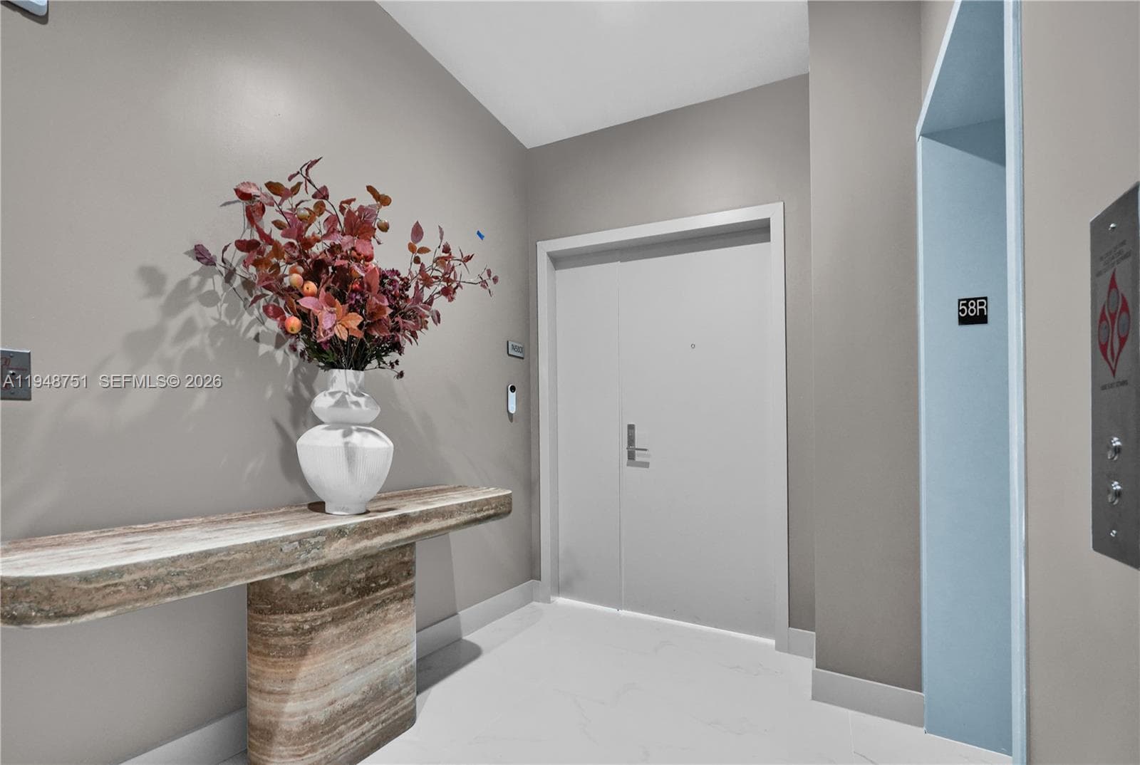700 NE 24 PH5801 photo 12
