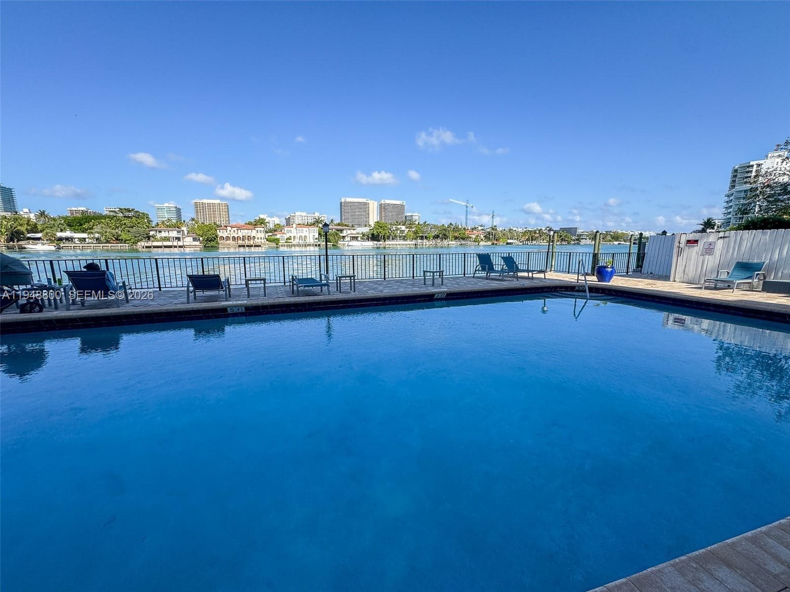 10101 E Bay Harbor Dr 504 photo 22