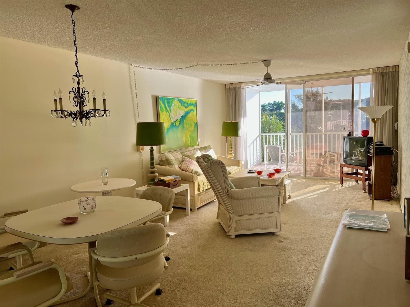 3100 NE 48th Court 307 photo 2