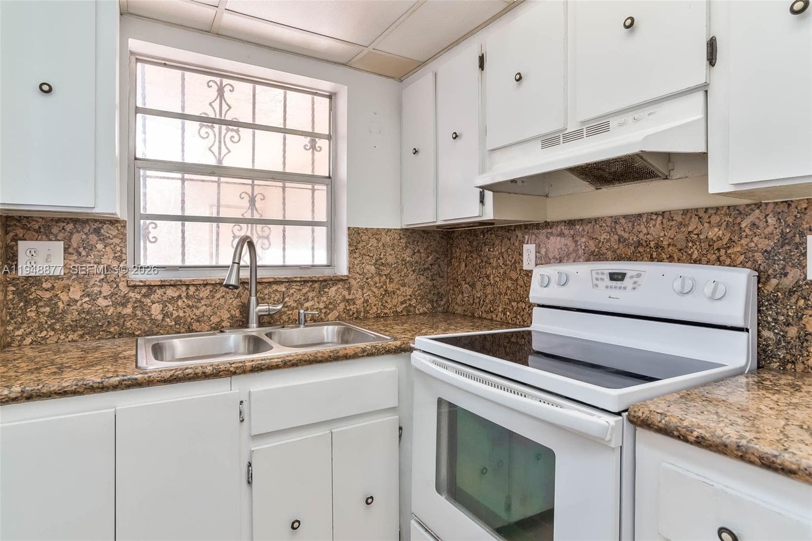 8895 Fontainebleau Blvd 407 photo 4
