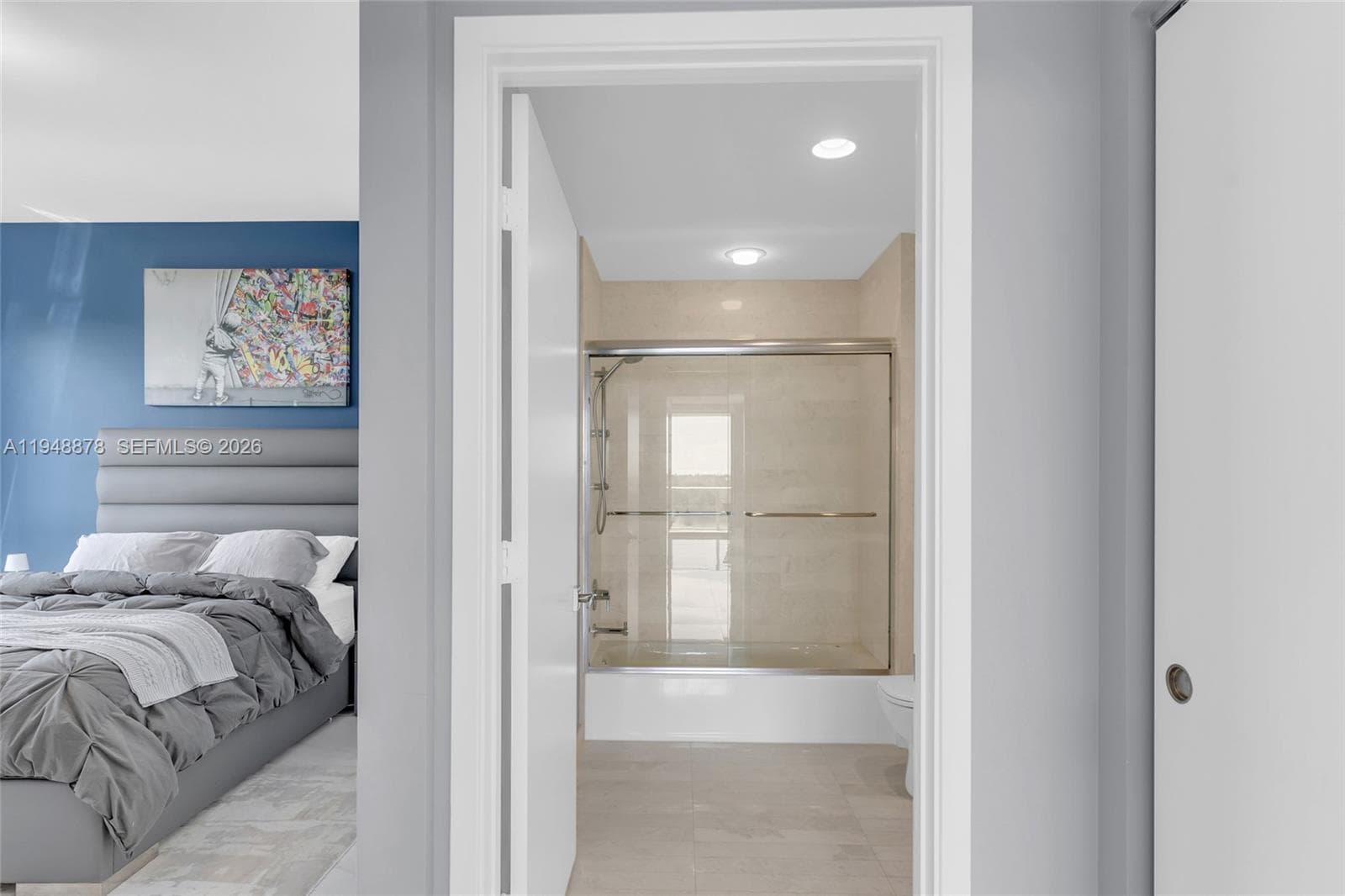 17111 Biscayne Blvd 602 photo 18