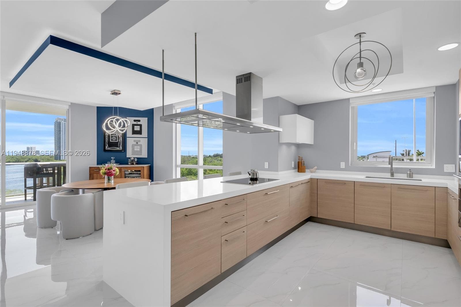 17111 Biscayne Blvd 602 photo 4