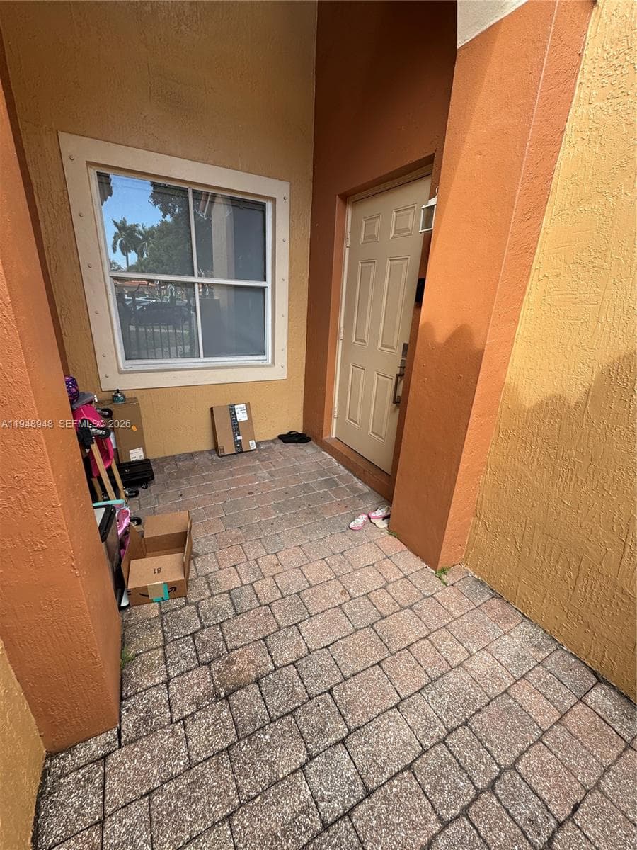4957 Tradewinds Ter 704 photo 2