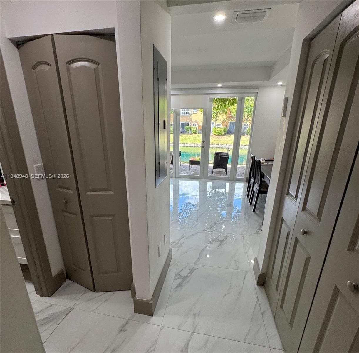 4957 Tradewinds Ter 704 photo 12