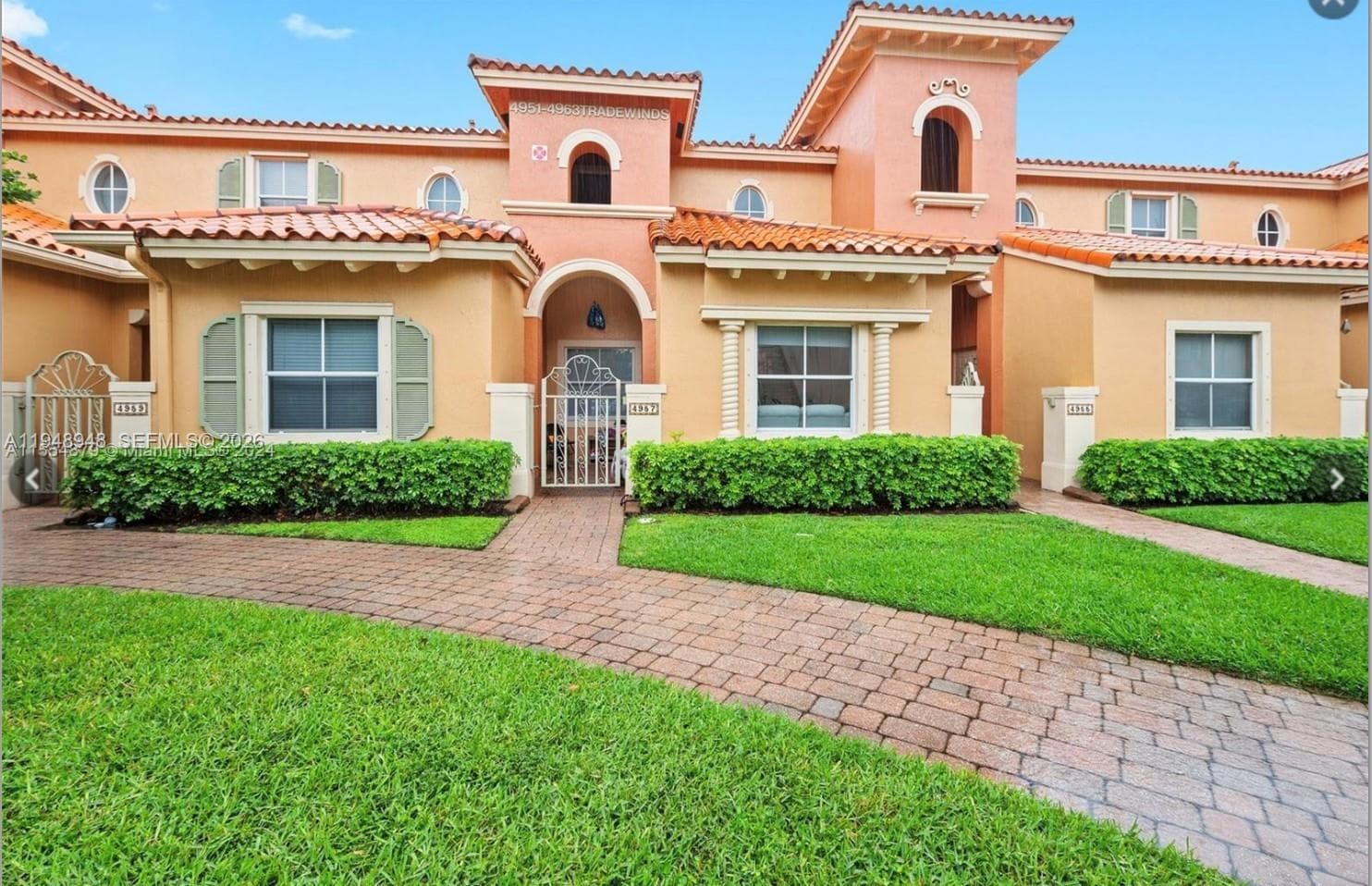 4957 Tradewinds Ter 704 photo 1