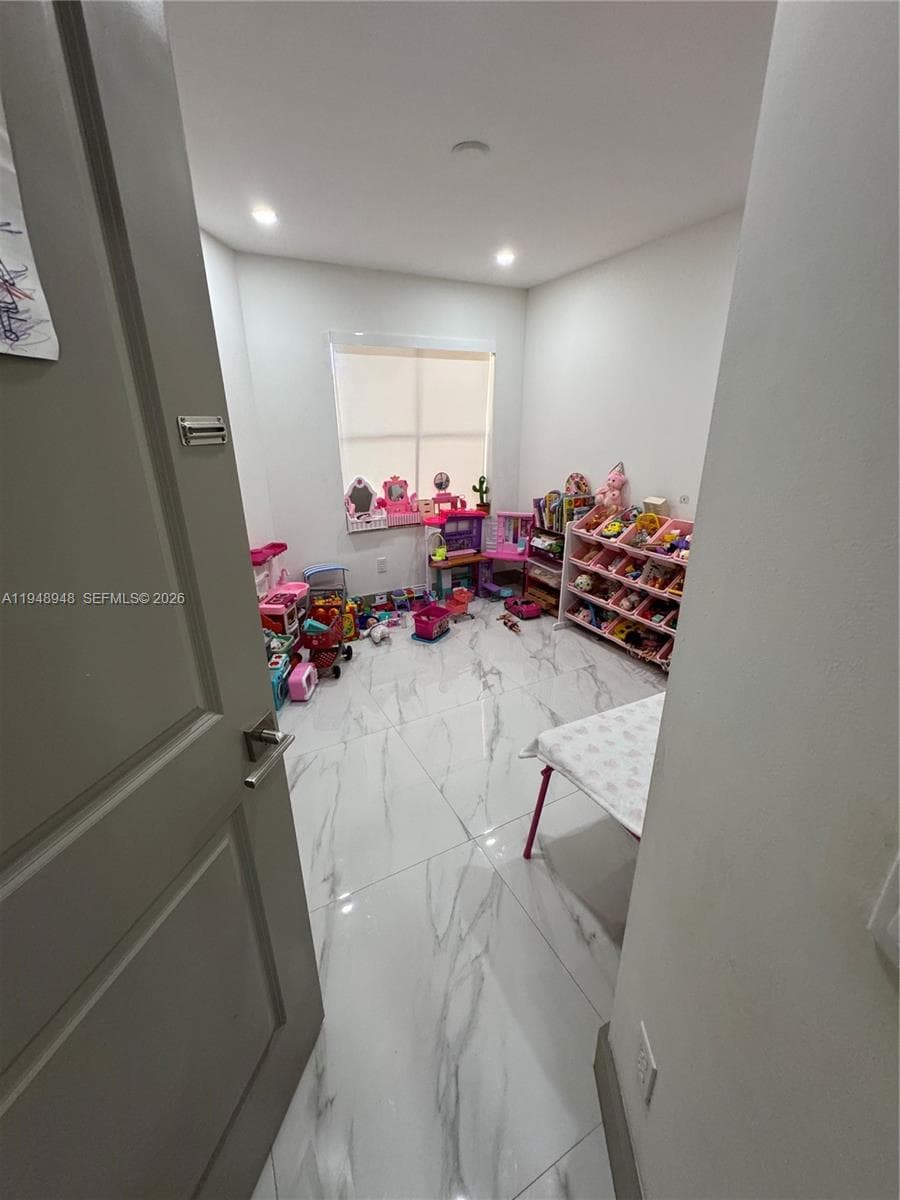 4957 Tradewinds Ter 704 photo 19