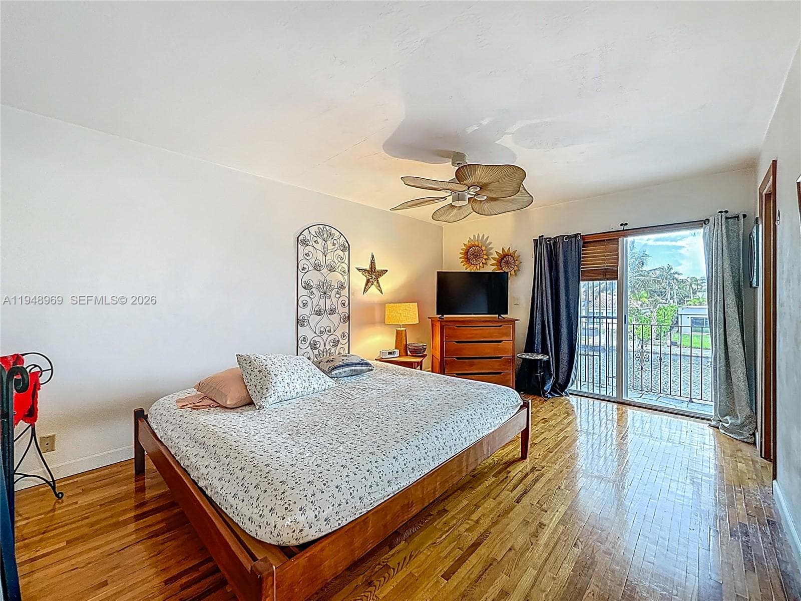 2205 NE 123rd St 2205 1/2 photo 8