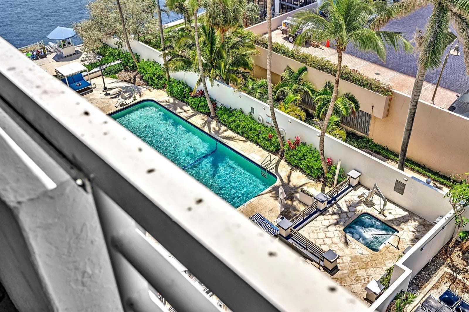 2670 E Sunrise Boulevard 607 photo 25