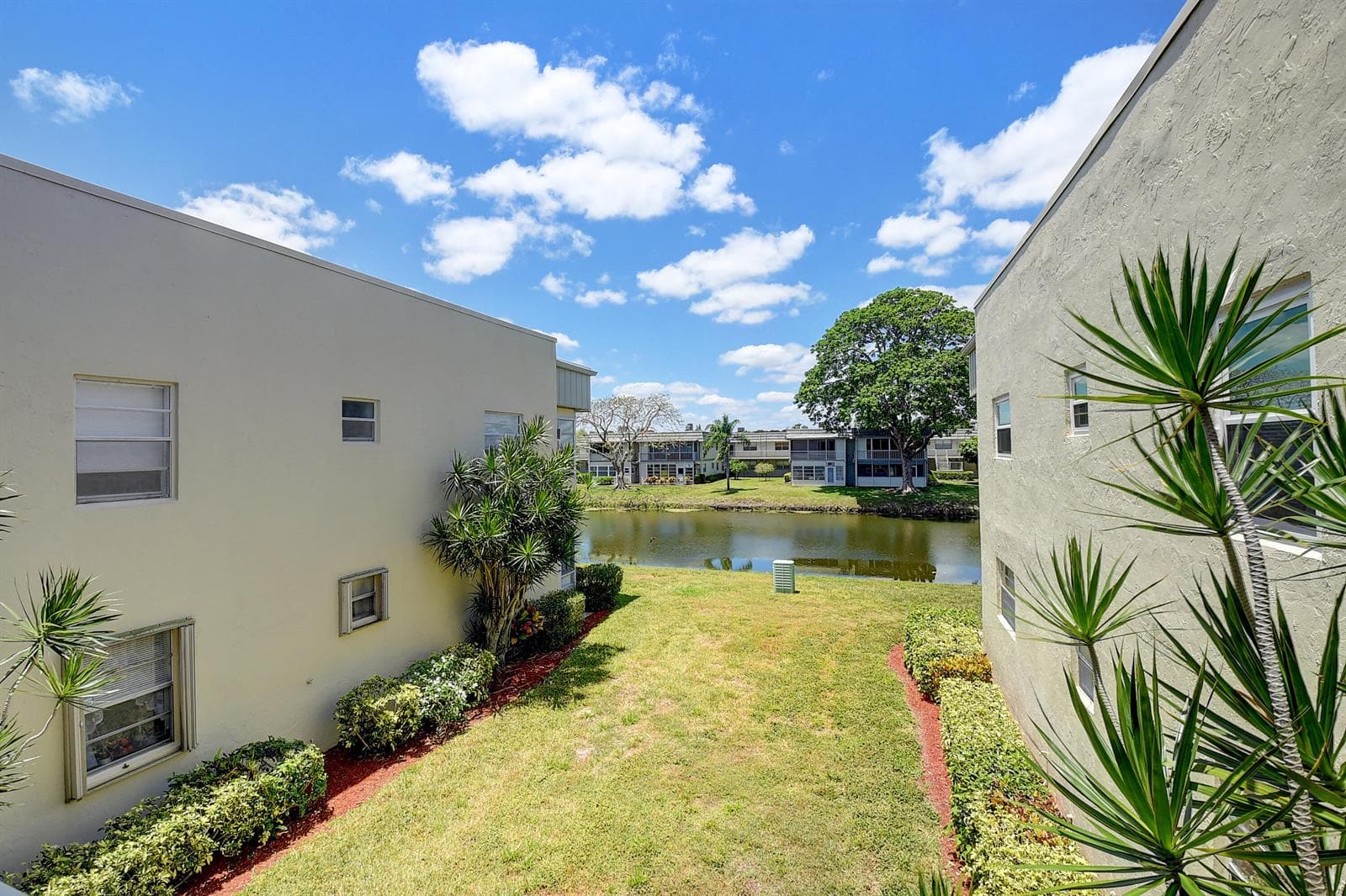318 Monaco G Boulevard G photo 6
