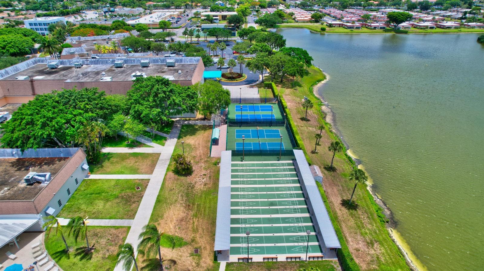318 Monaco G Boulevard G photo 15