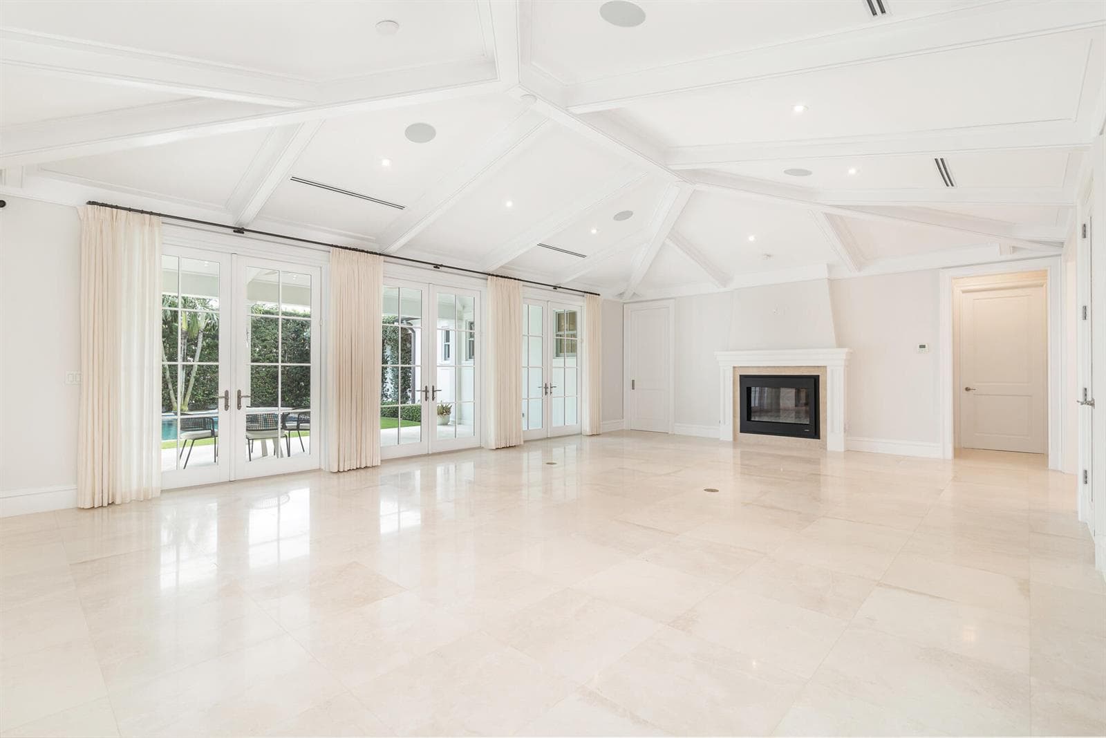 216 Sandpiper Drive photo 7