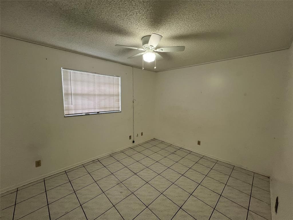 230 SW 1st Street G-8 photo 7