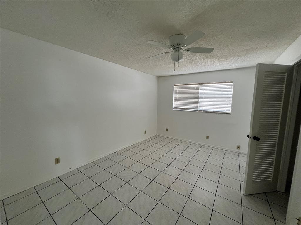 230 SW 1st Street G-8 photo 8
