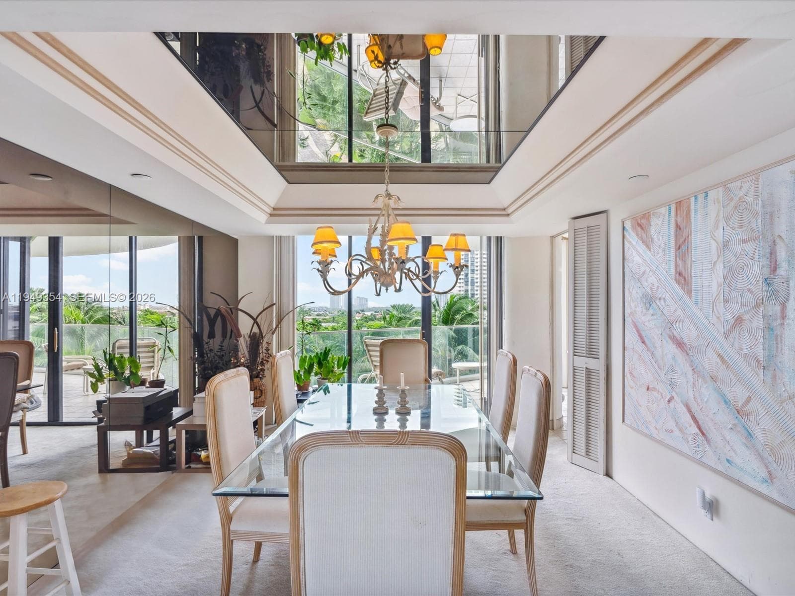 2800 Island Blvd 702 photo 7